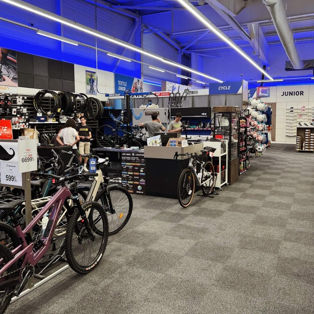 Saint-Lary - Entrée Village